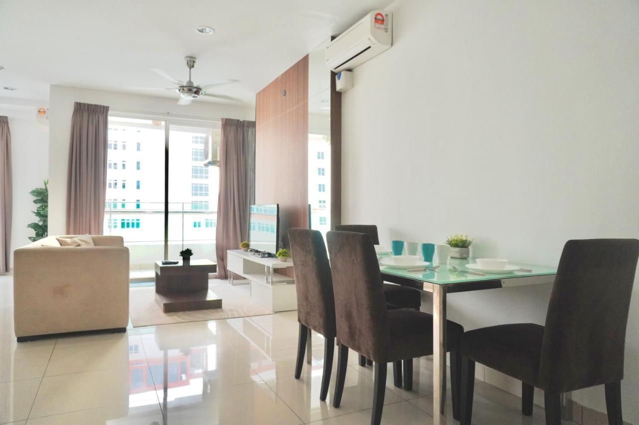 Gurney Drive Mansion One Serviced Apartment 조지타운 객실 사진