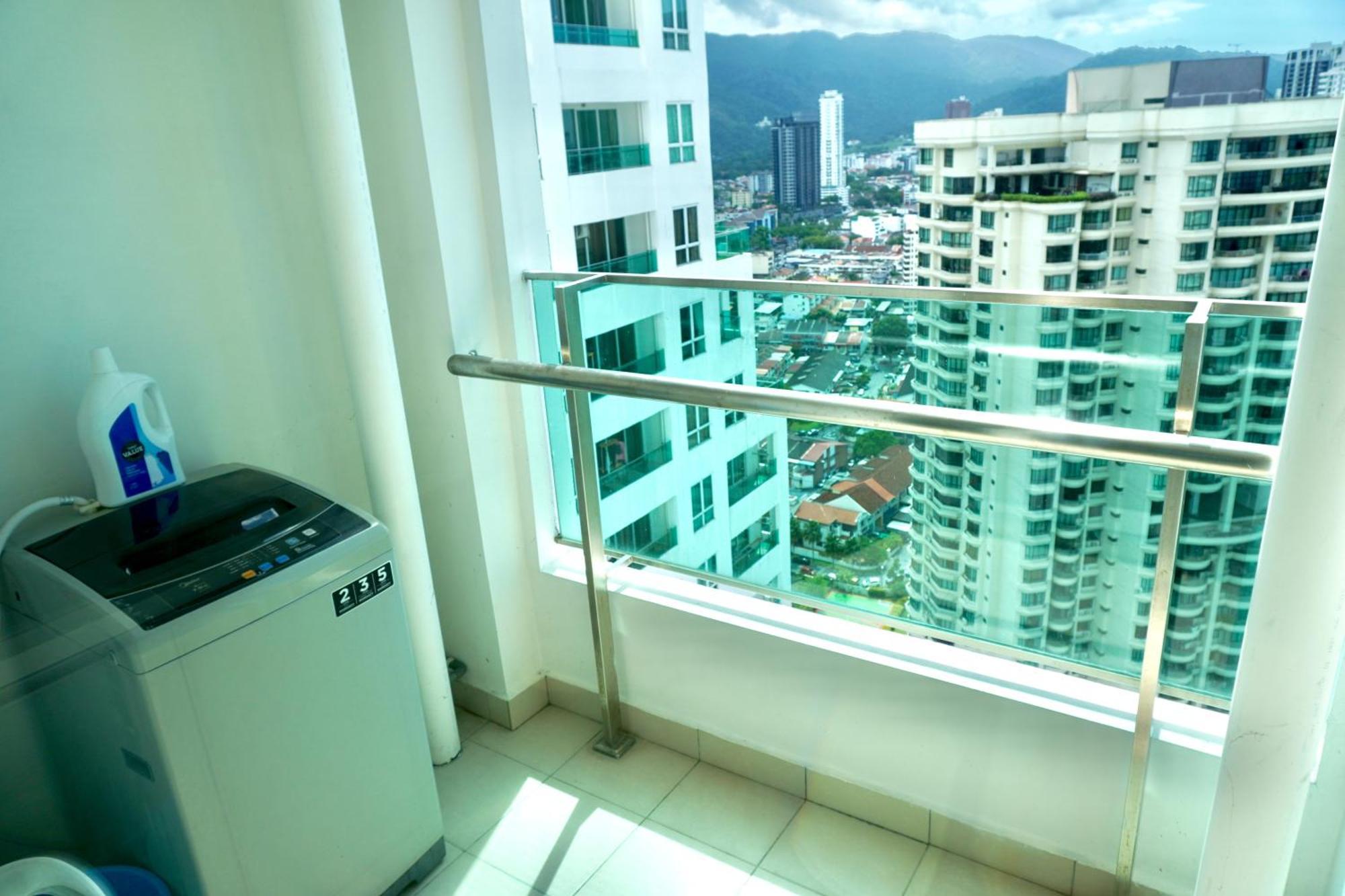 Gurney Drive Mansion One Serviced Apartment 조지타운 객실 사진